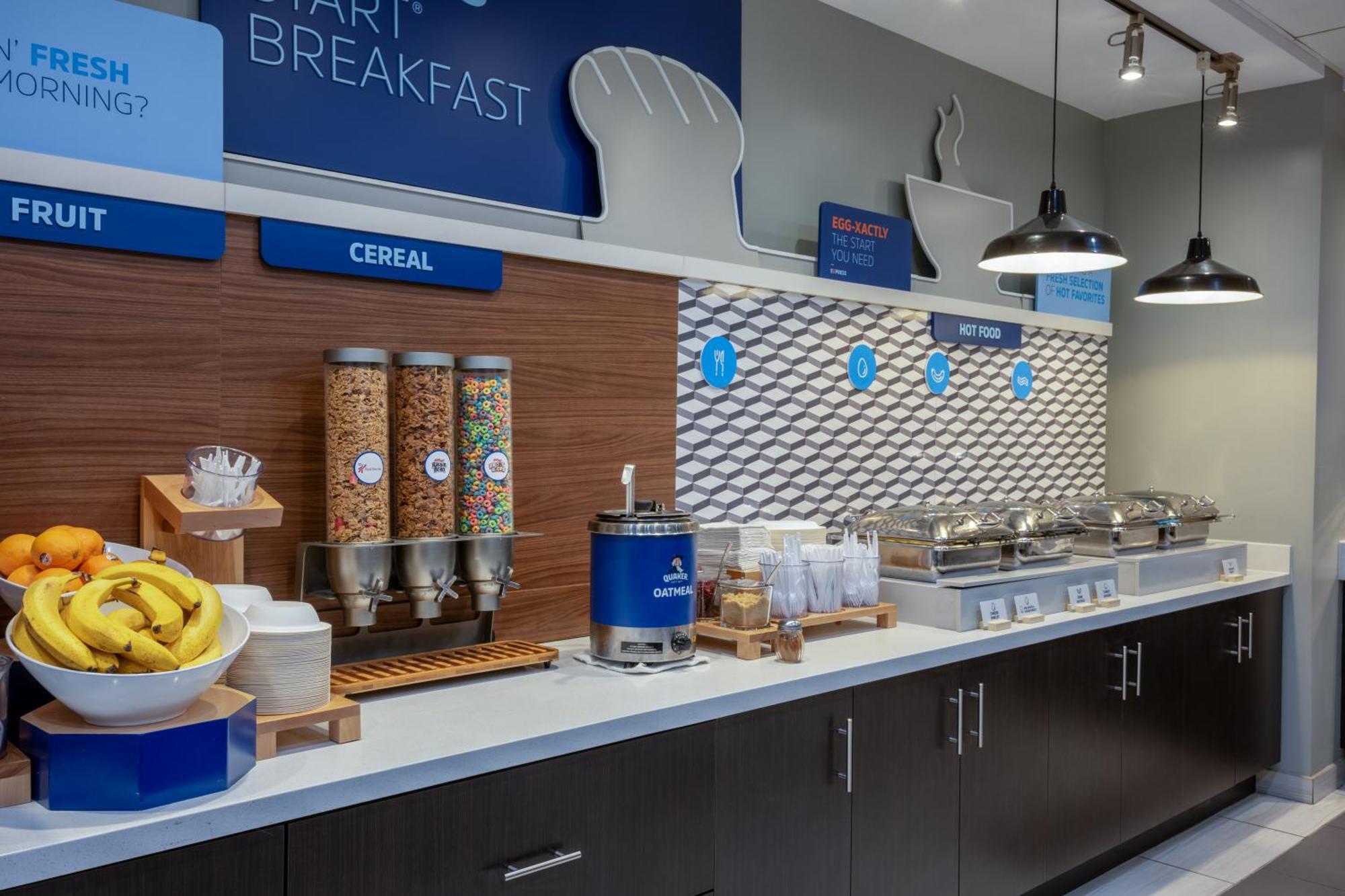 Holiday Inn Express & Suites - Gilbert - Mesa Gateway Airport Exteriör bild